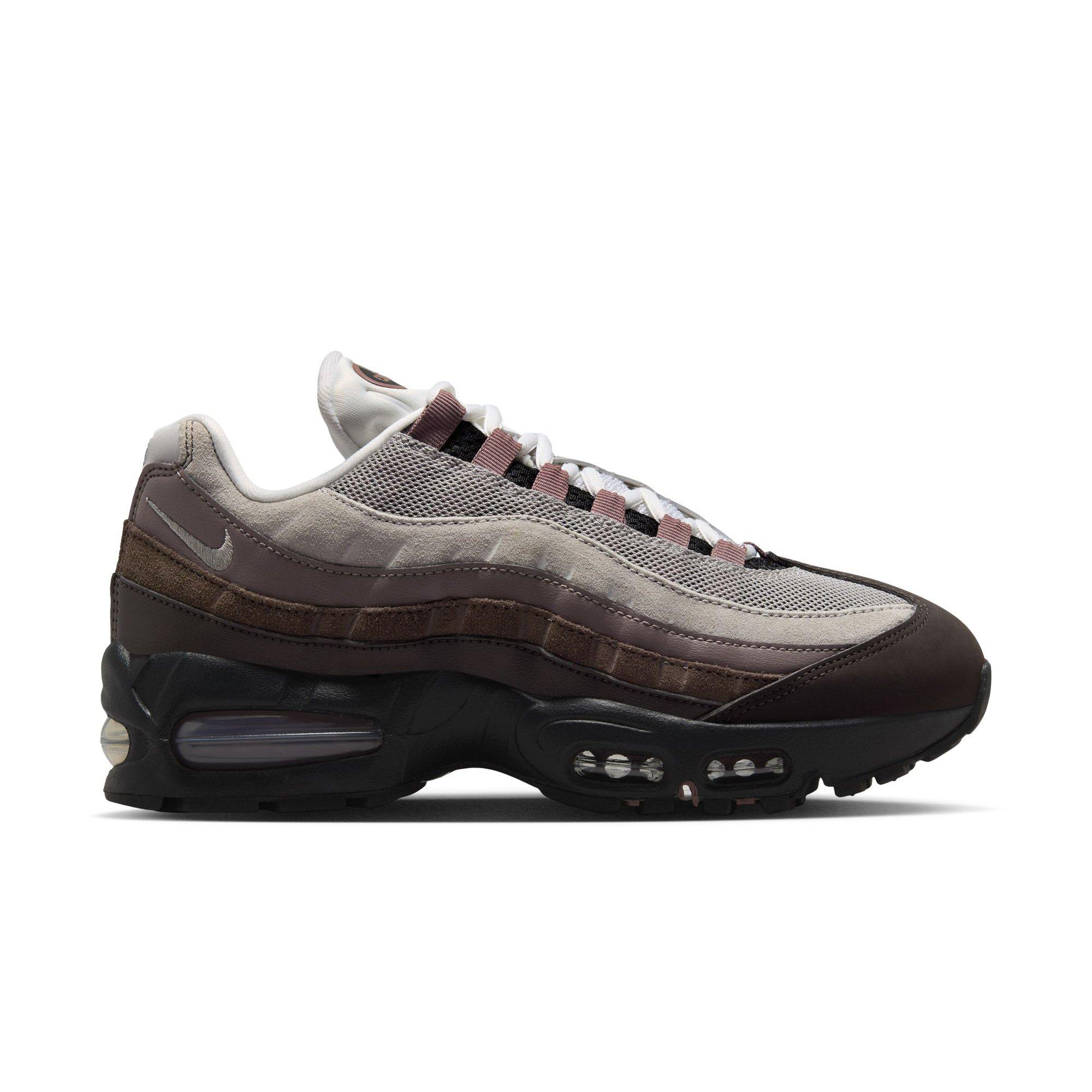 靴 NIKE W AIR MAX 95 Velvet Brown Available Now // Nike Air Max 95 